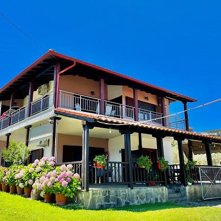 Anna Dani Apartments Вурвуру Экстерьер фото