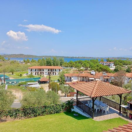 Anna Dani Apartments Вурвуру Экстерьер фото