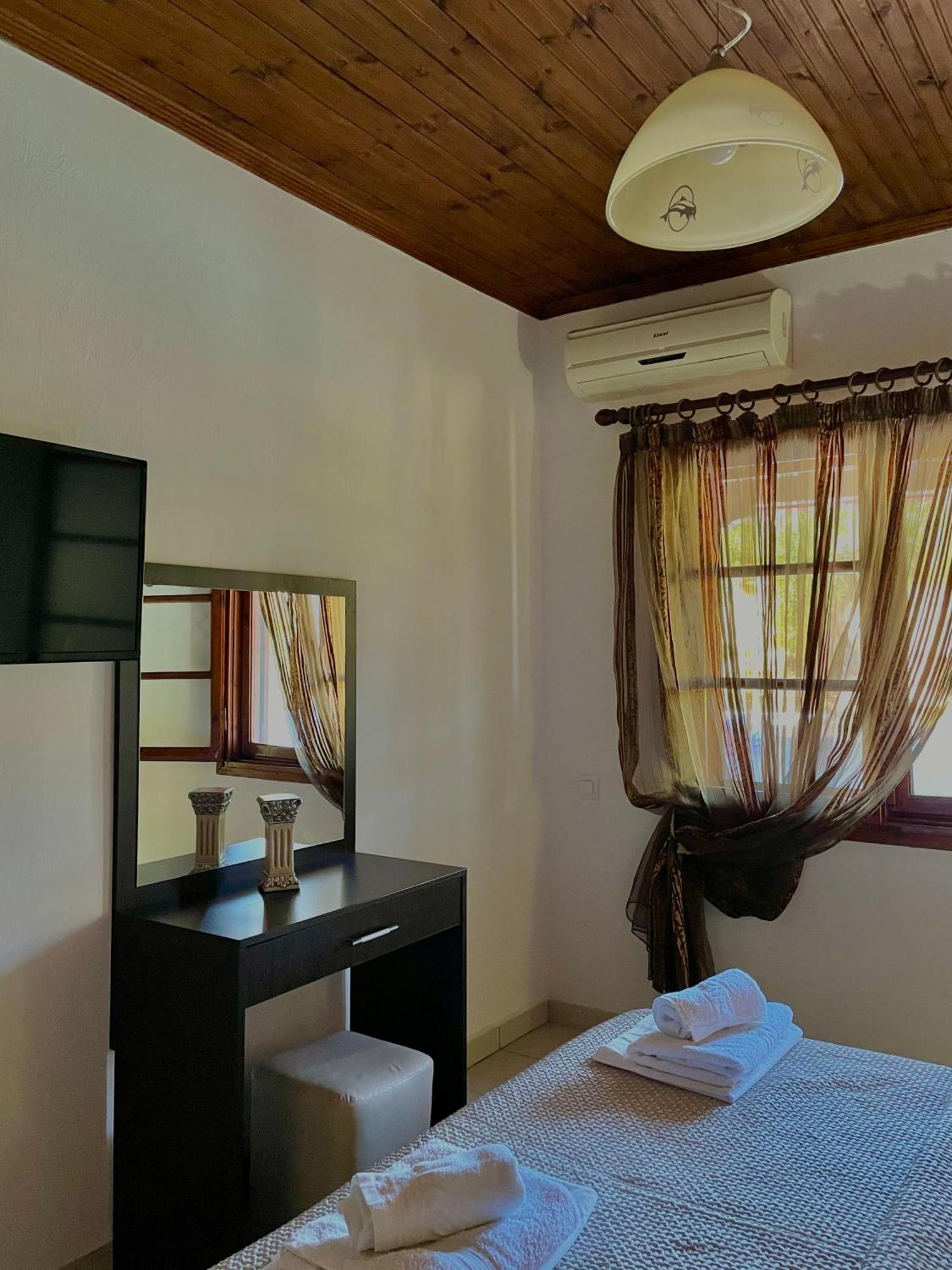 Anna Dani Apartments Вурвуру Экстерьер фото