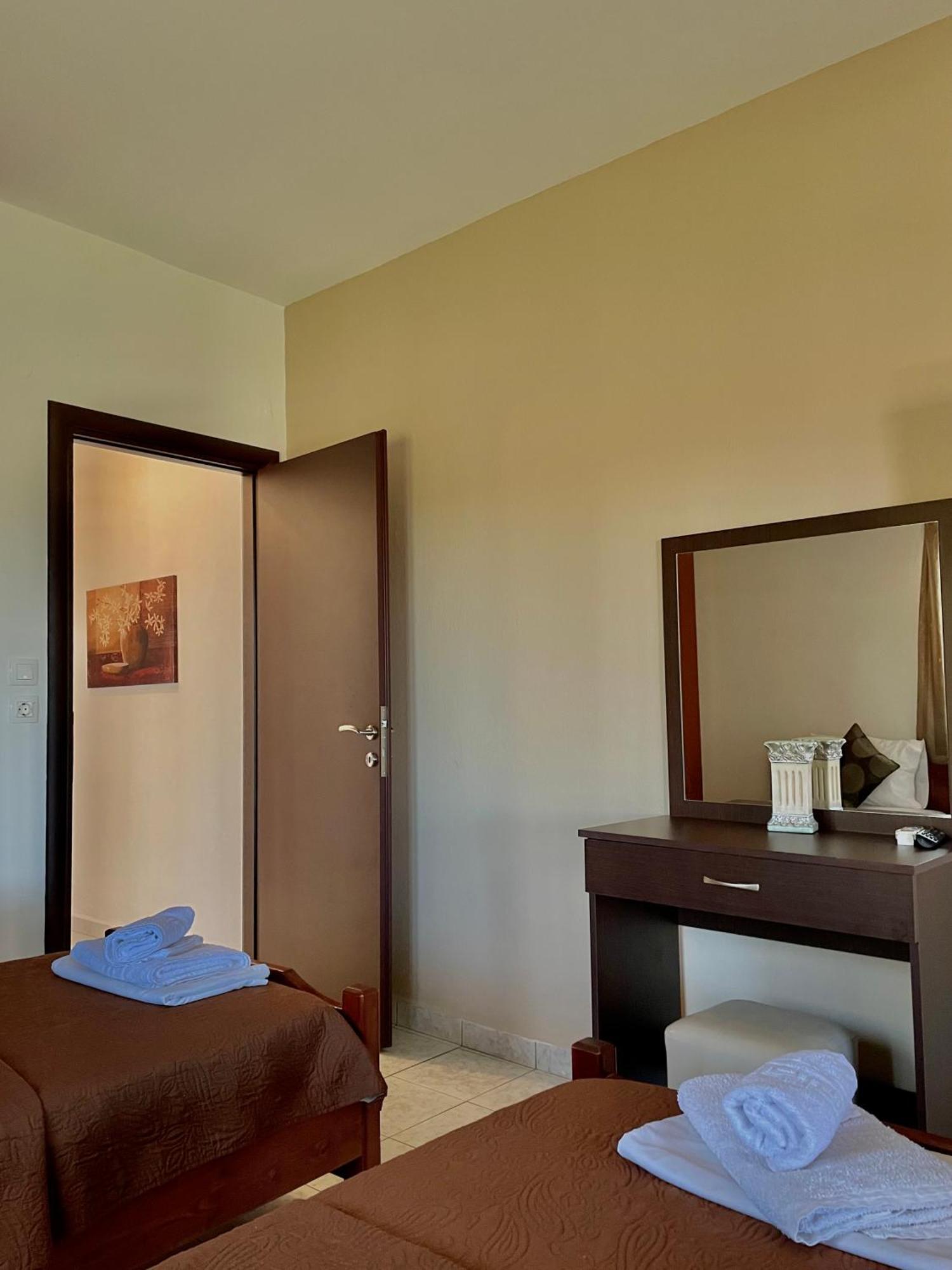 Anna Dani Apartments Вурвуру Экстерьер фото