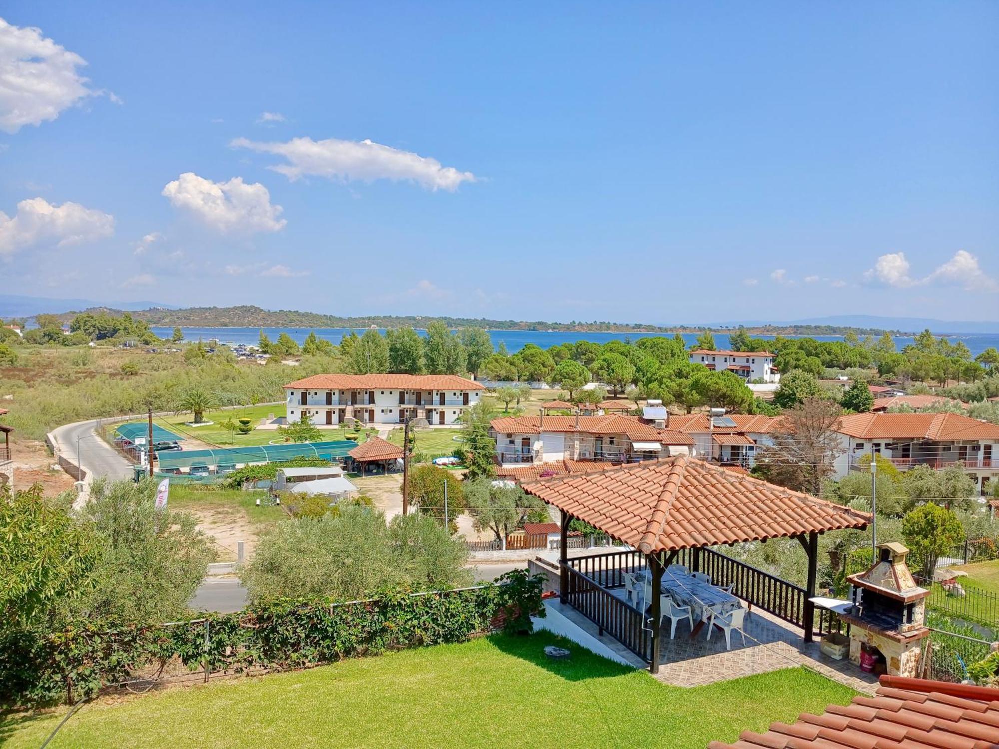 Anna Dani Apartments Вурвуру Экстерьер фото