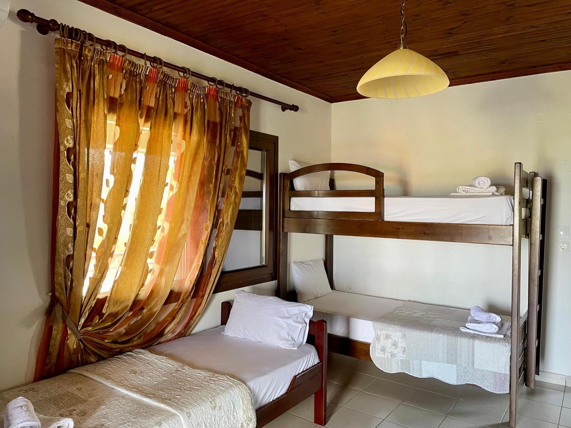 Anna Dani Apartments Вурвуру Экстерьер фото