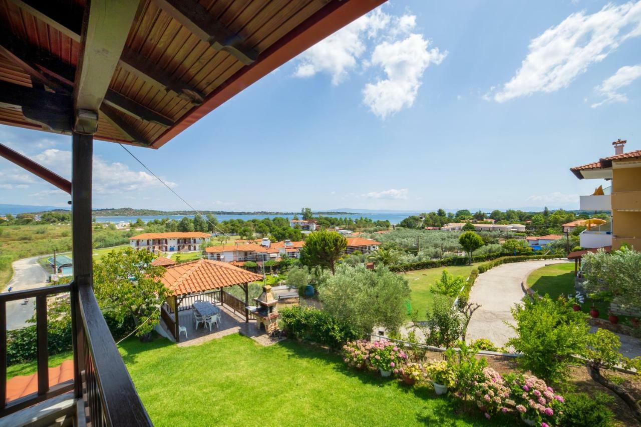 Anna Dani Apartments Вурвуру Экстерьер фото