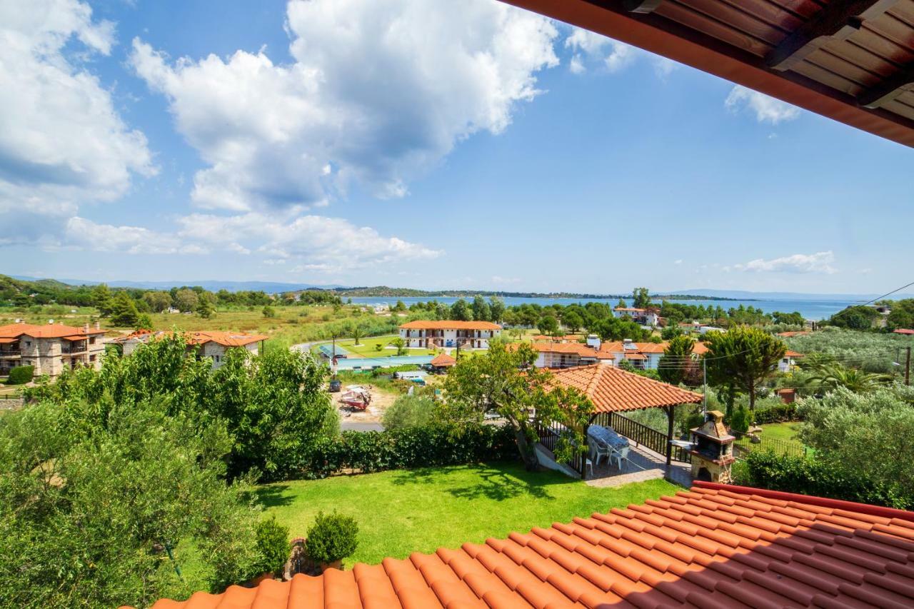 Anna Dani Apartments Вурвуру Экстерьер фото
